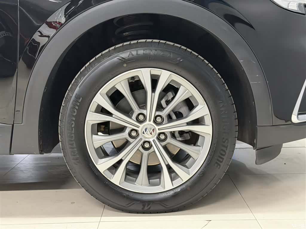 Buick Envision Plus, 2022 13