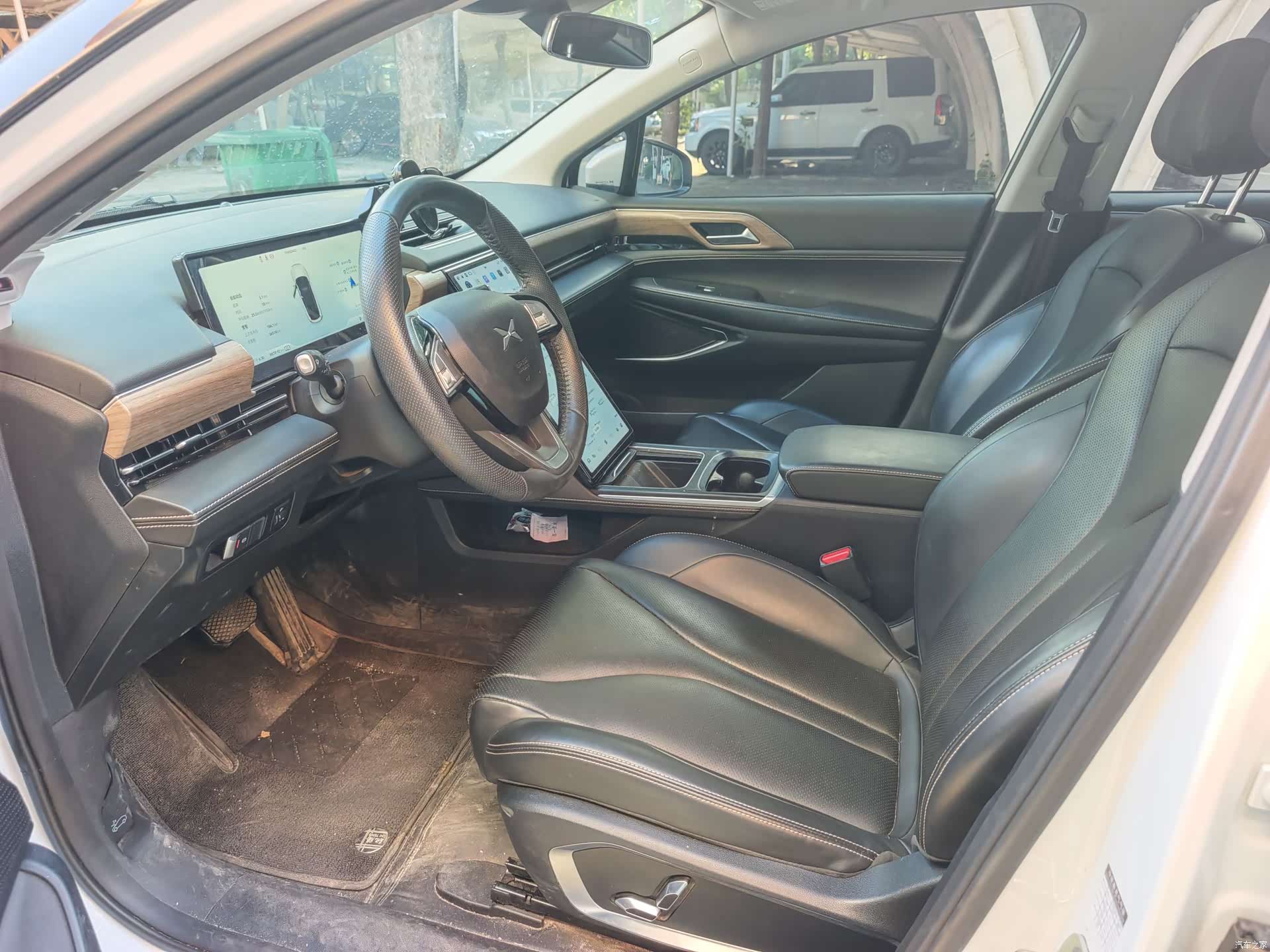 Xpeng P5, 2023 все фото
