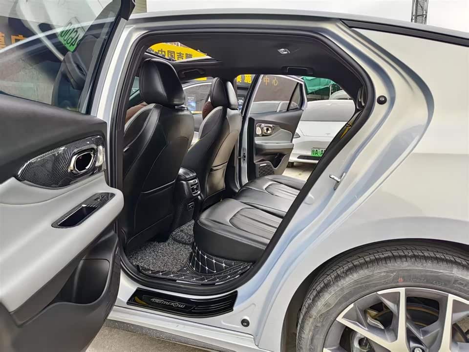 Trumpchi Shadow Leopard