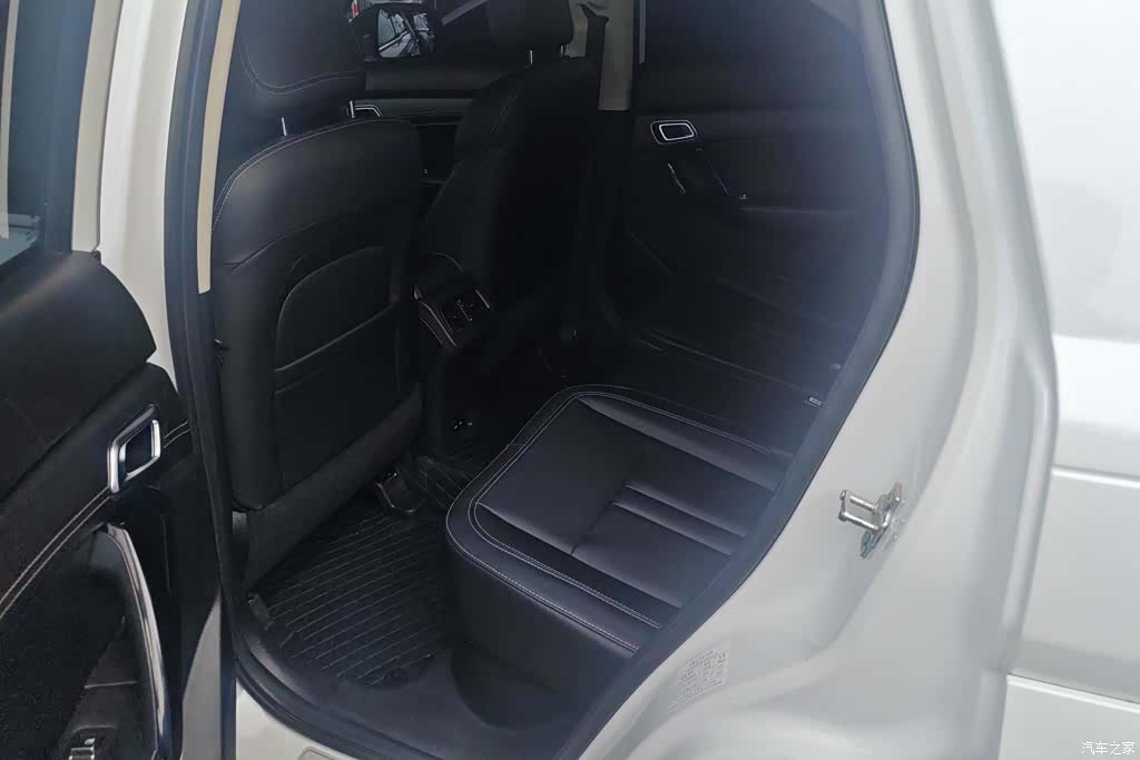 BAIC BJ30, 2022 11