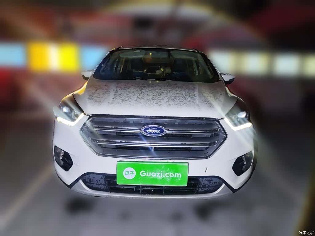 Ford Kuga, 2018 3