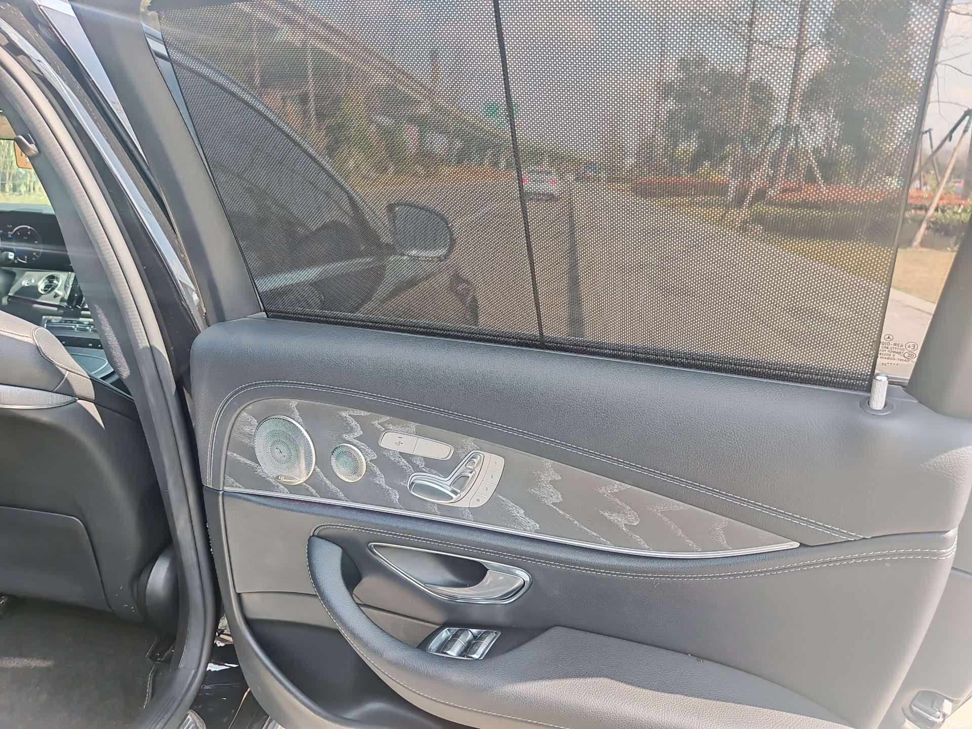 Mercedes-Benz E-Class, 2023 13