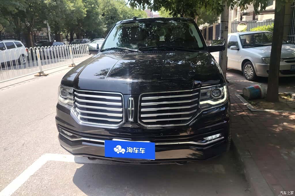 Lincoln Navigator, 2018 2