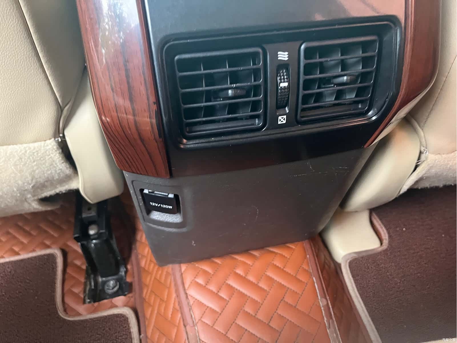 Toyota Prado, 2017 11