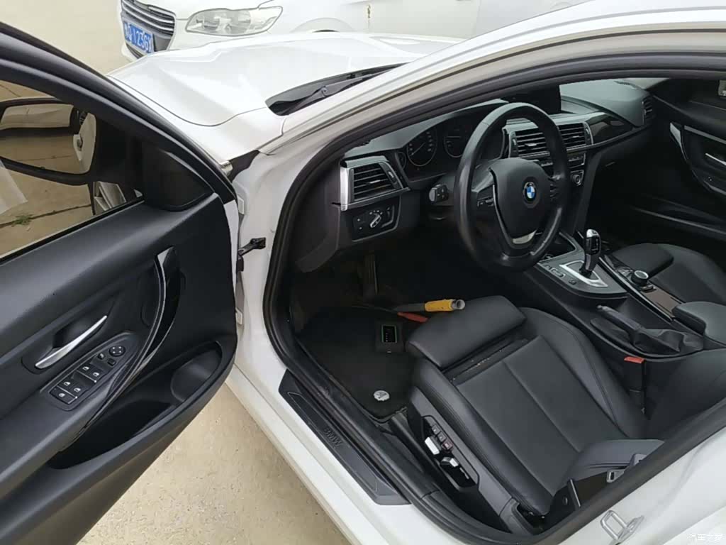 BMW 3 Series, 2018 12