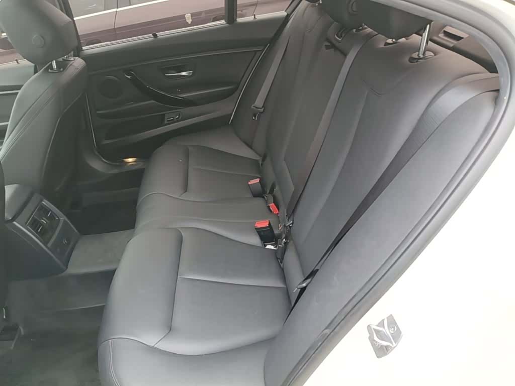 BMW 3 Series, 2018 13