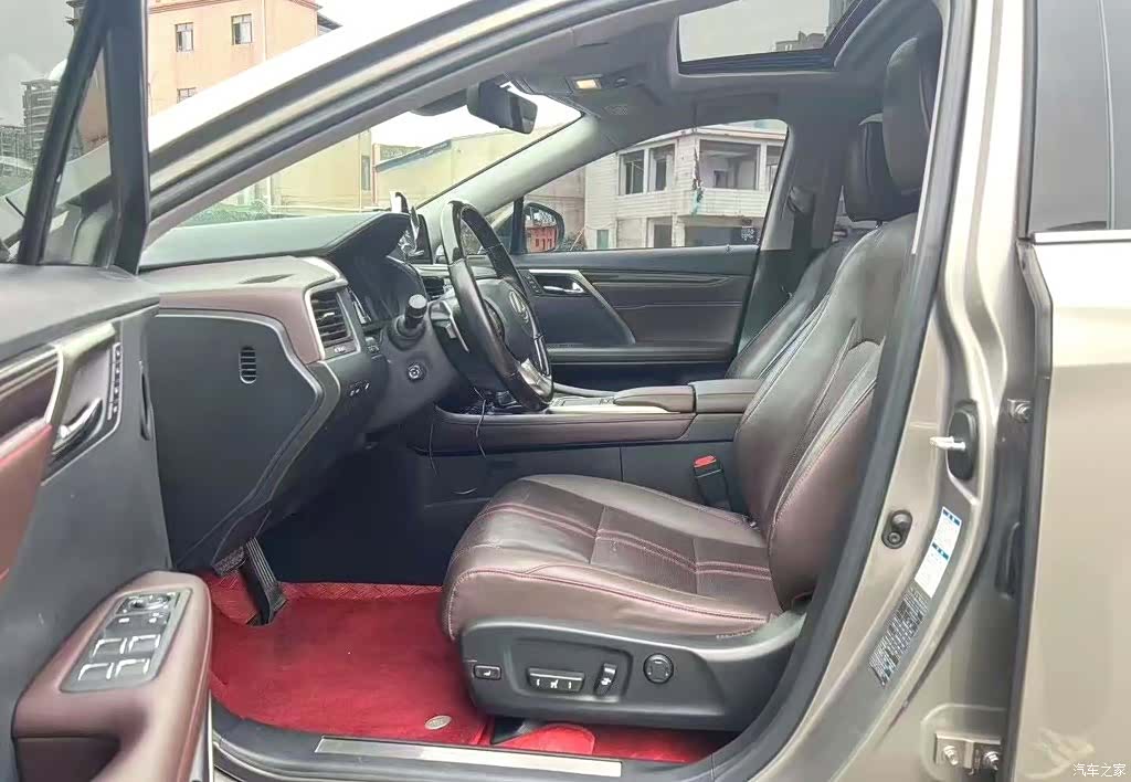 Lexus RX, 2020 3