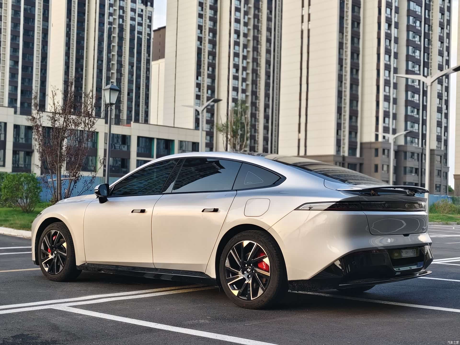 DongFeng eπ007, 2024 21