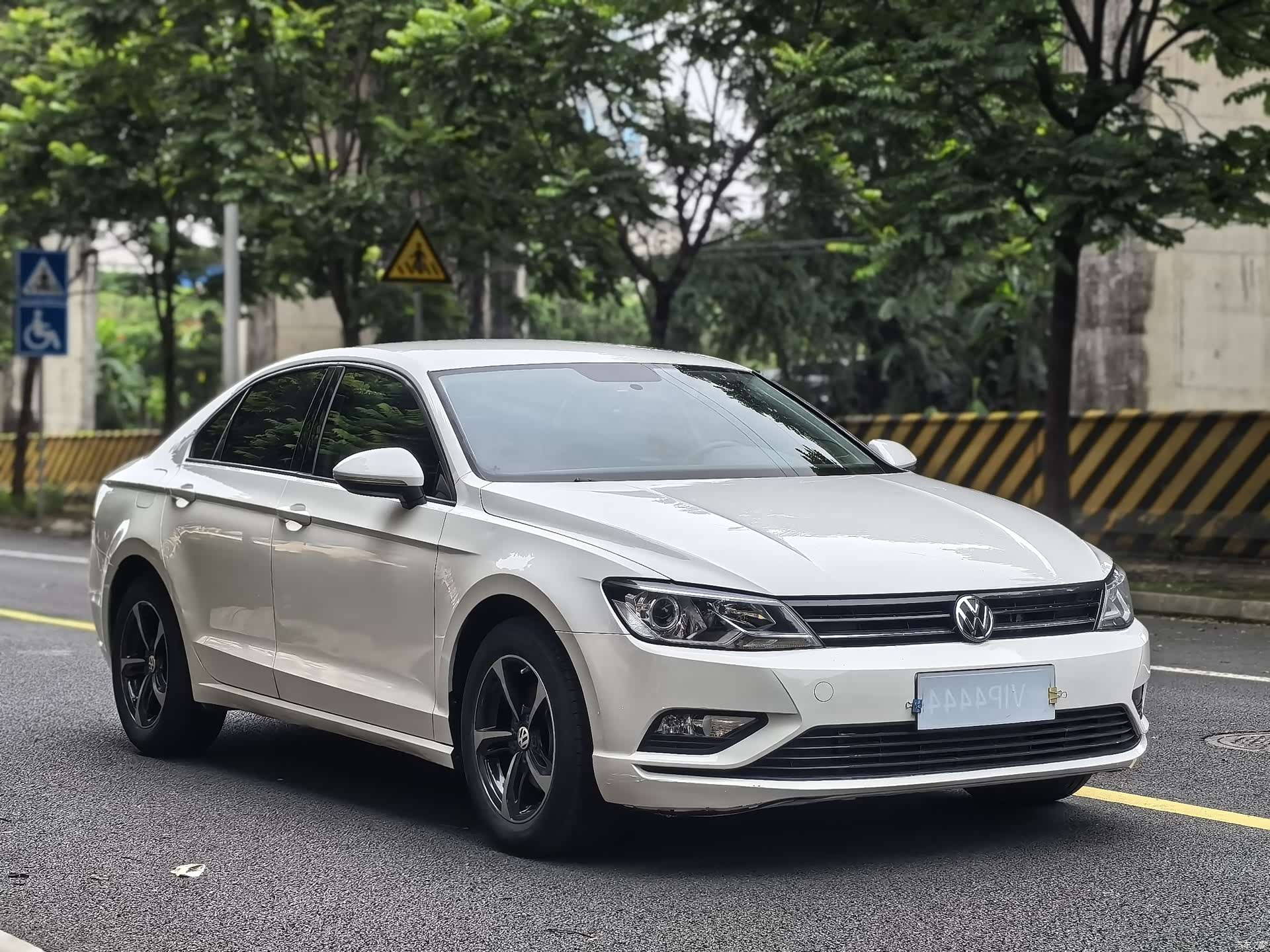 Volkswagen Lamando, 2018 все фото
