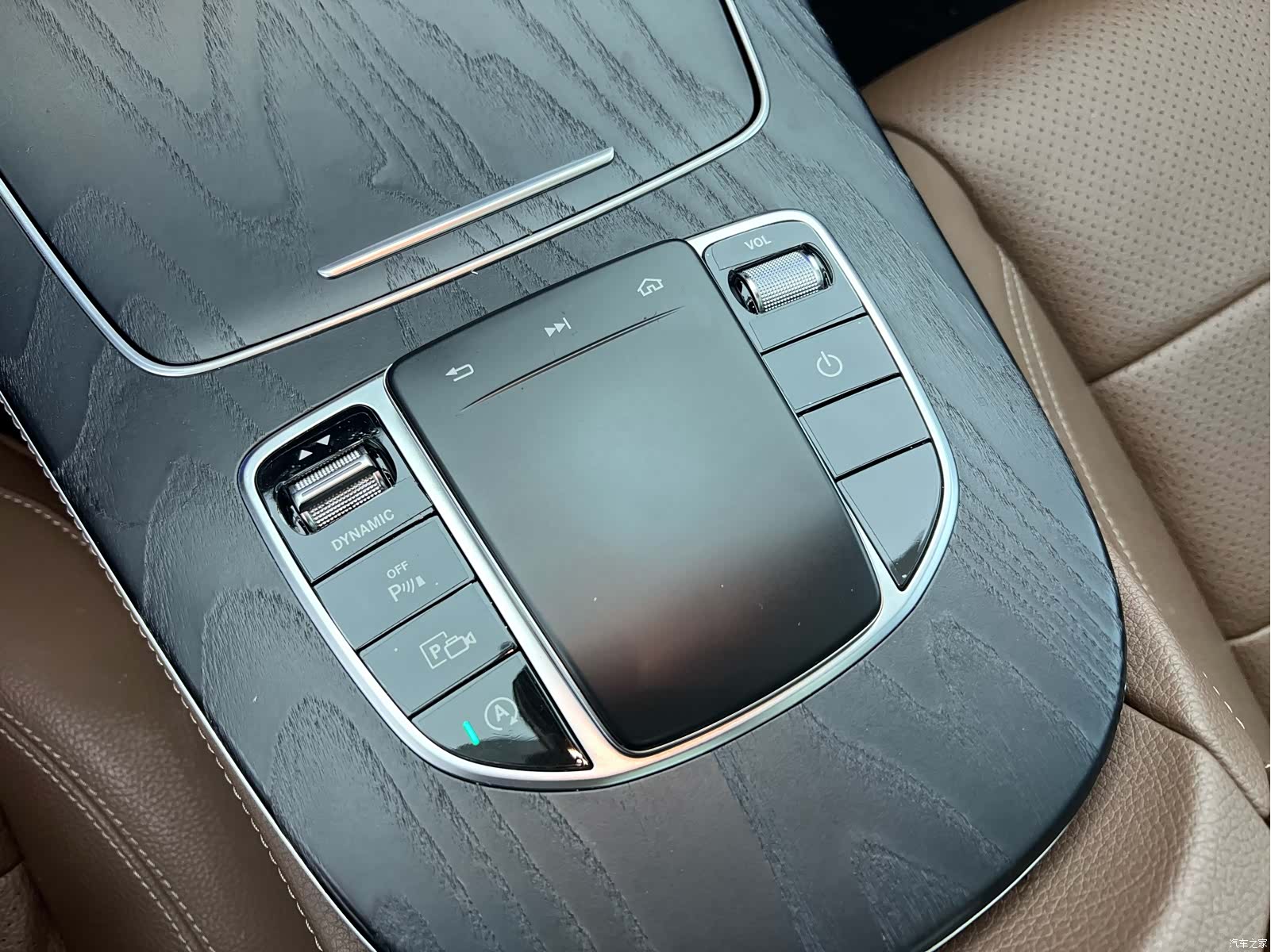 Mercedes-Benz E-Class, 2019 9