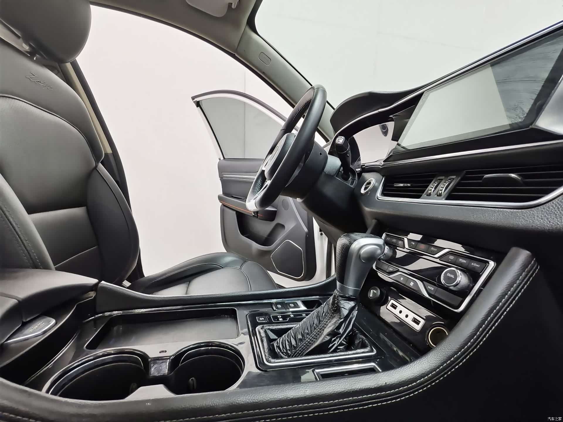 Zotye T600, 2018 15