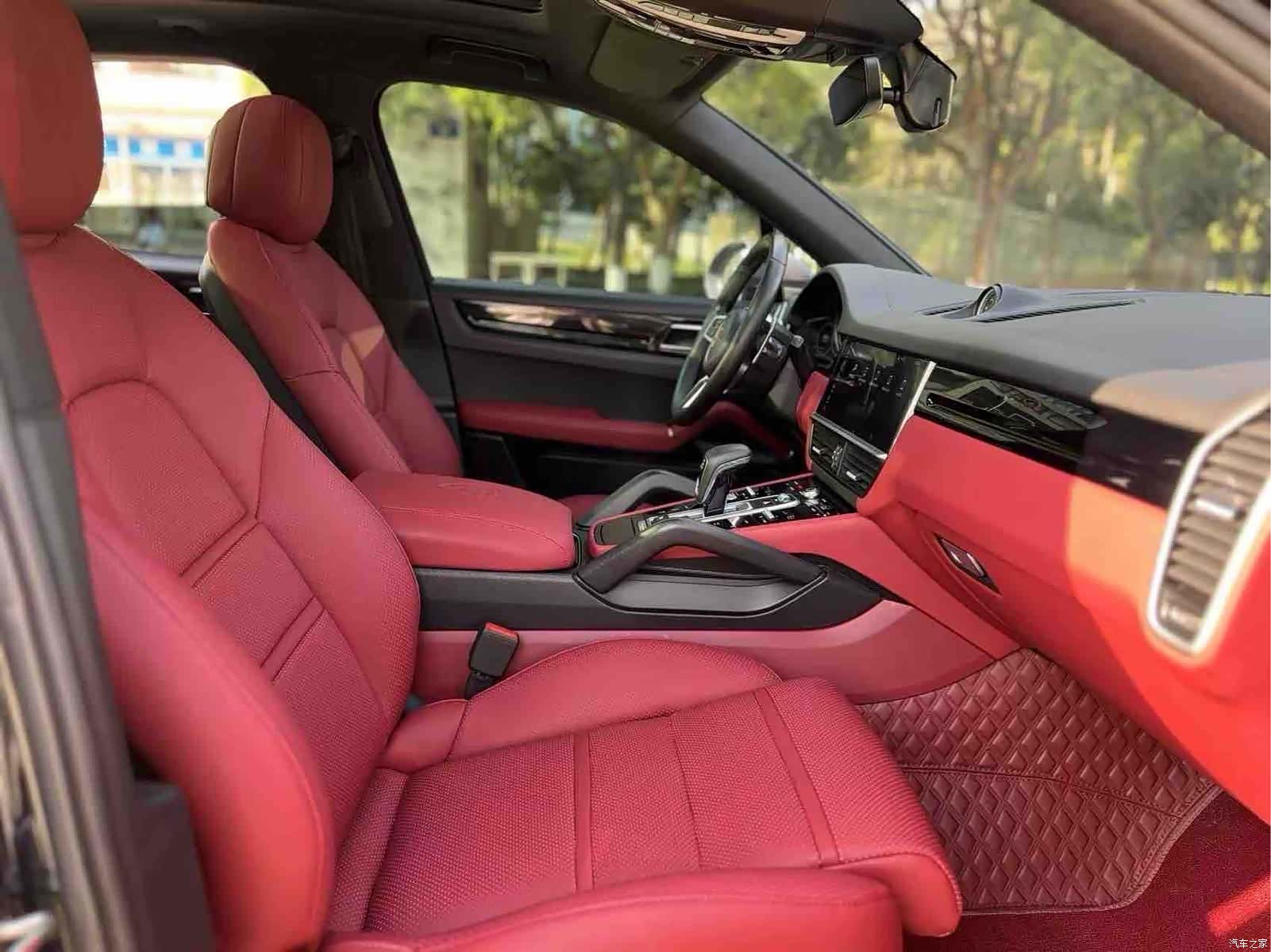 Porsche Cayenne, 2018 14