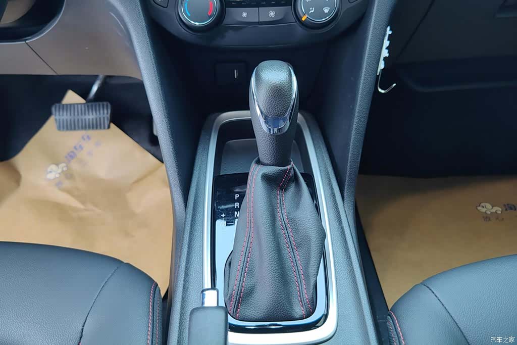 Chevrolet RS, 2022 16
