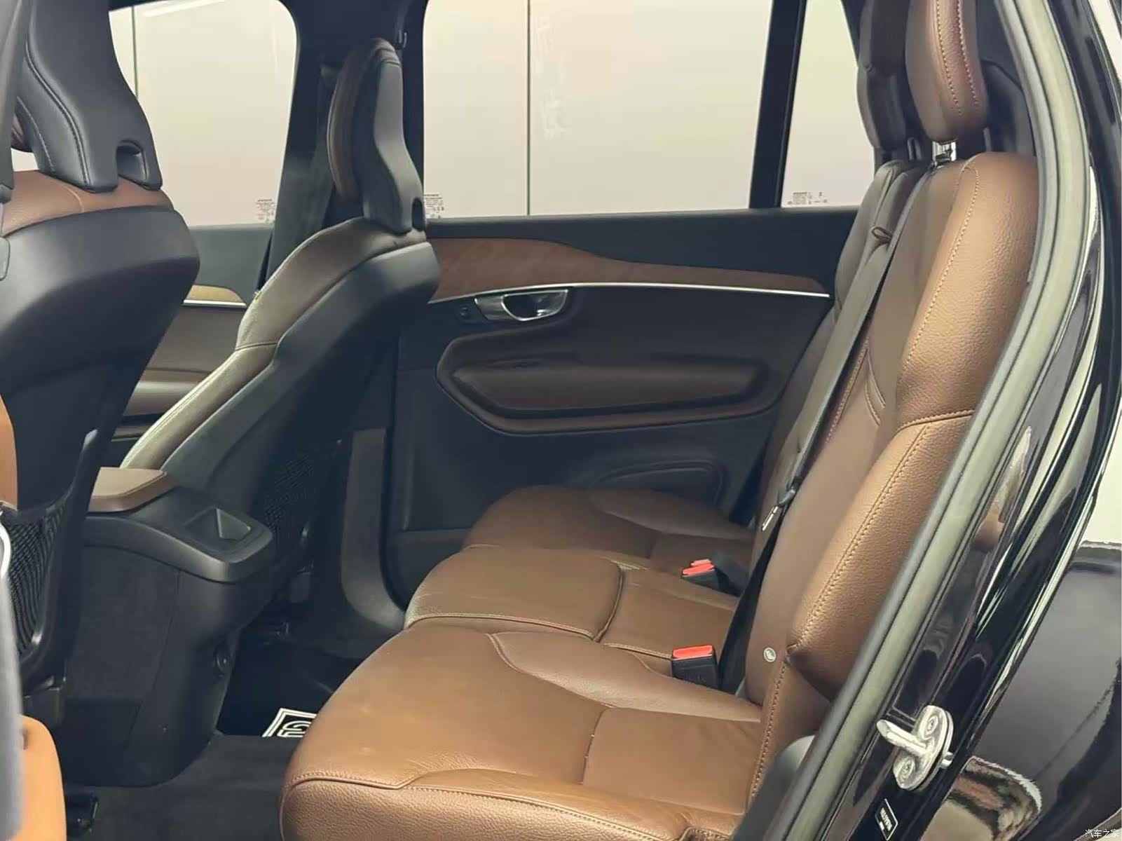 Volvo XC90, 2023 все фото