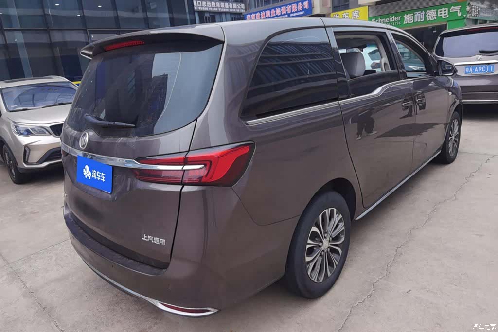 Buick GL8, 2023 3