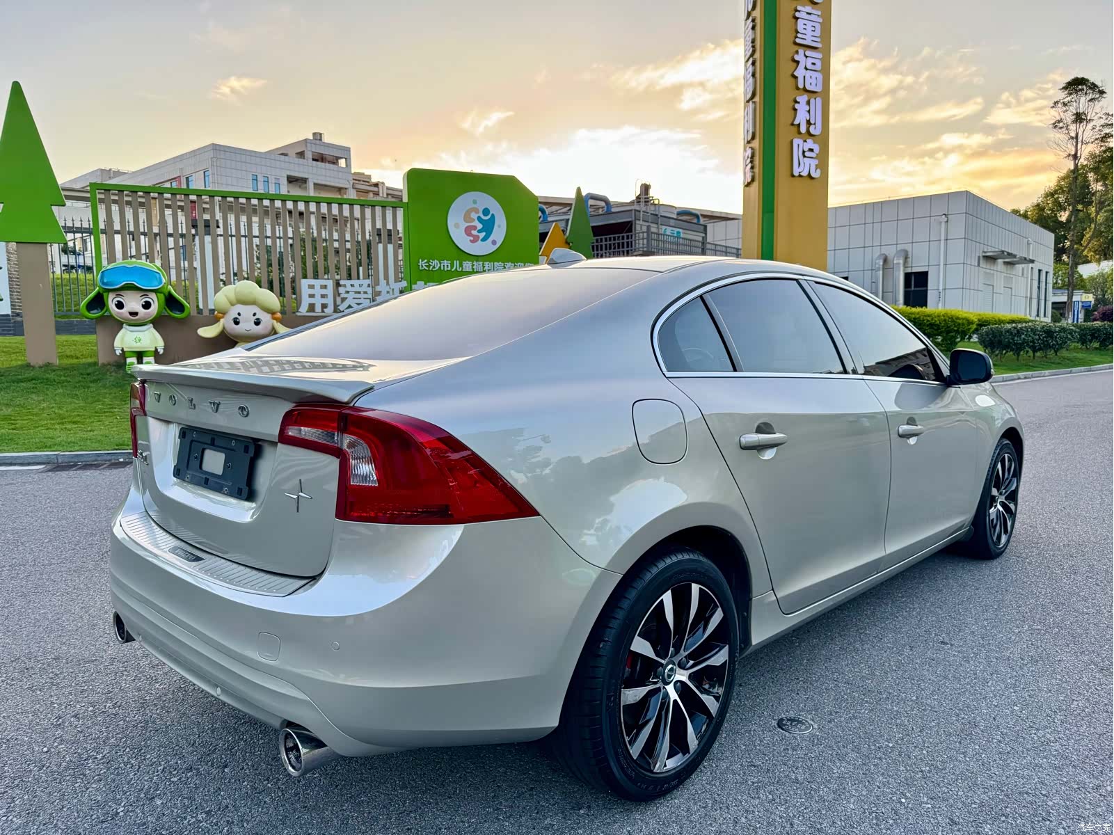 Volvo S60, 2018 16