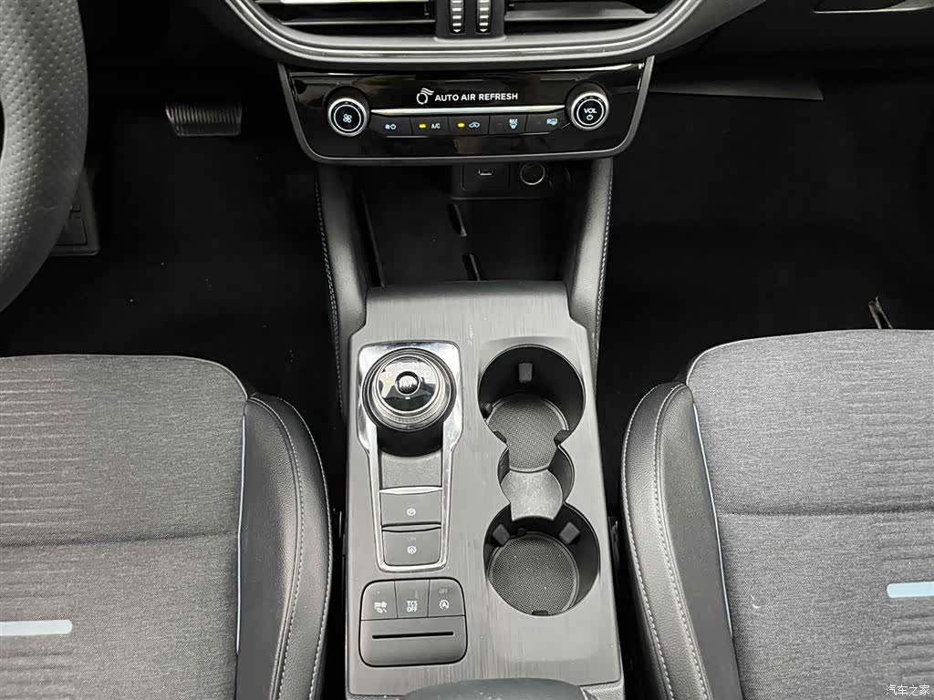 Ford Focus, 2021 все фото