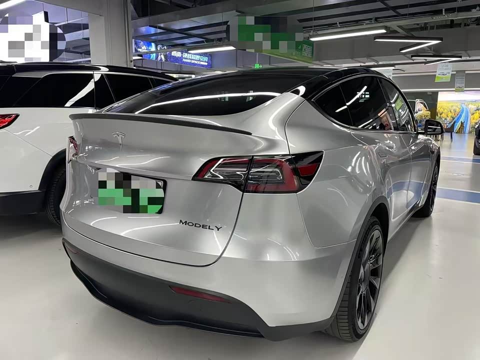 Tesla Model Y Tesla Model Y