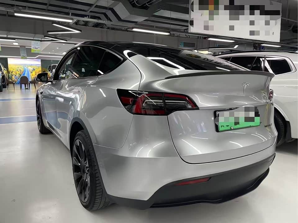 Tesla Model Y Tesla Model Y