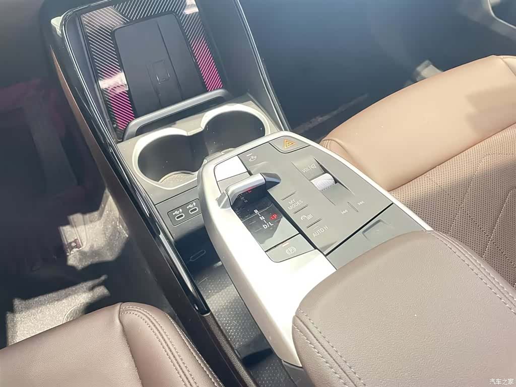 BMW X1, 2023 12