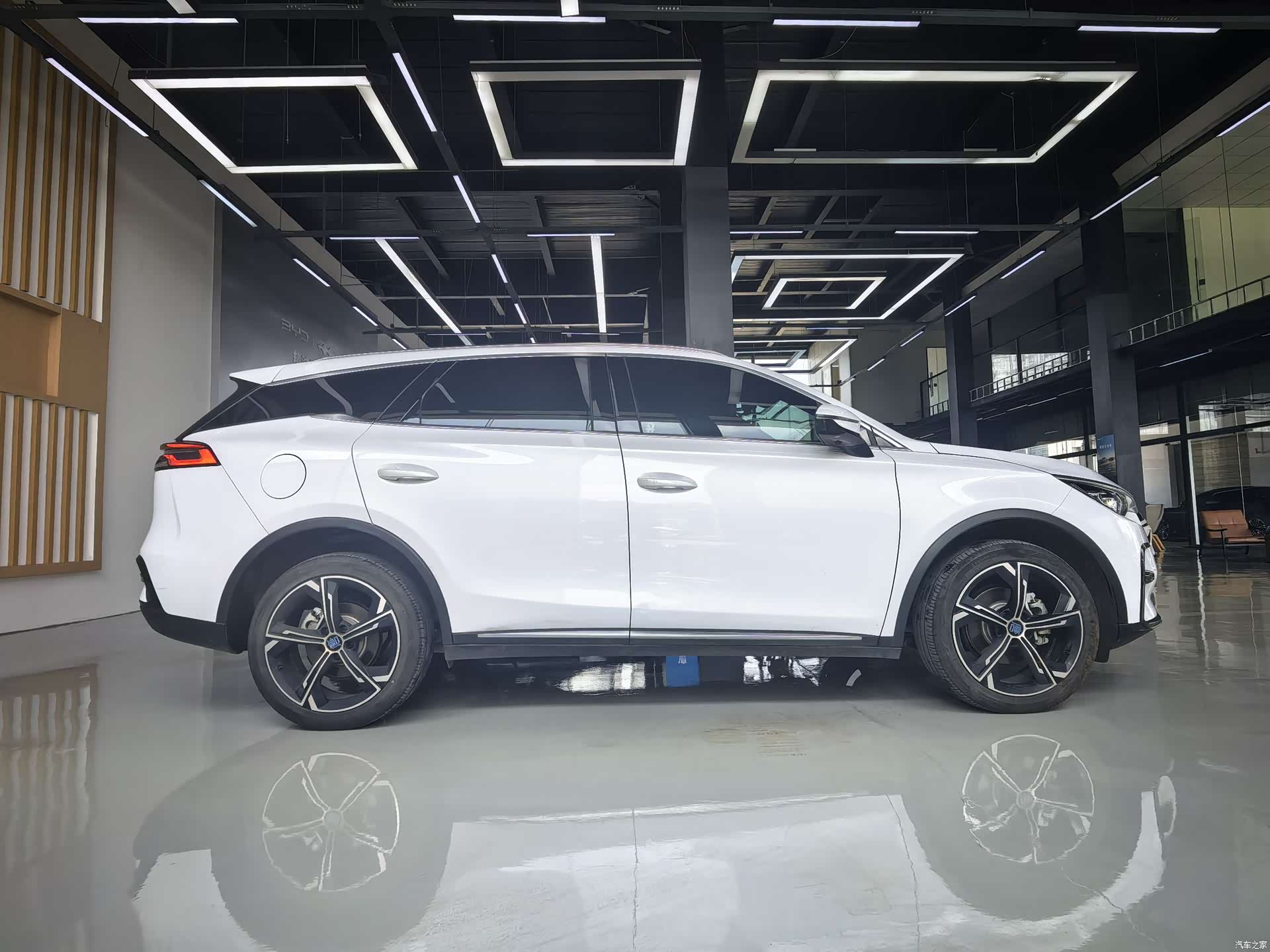BYD Tang, 2022 4