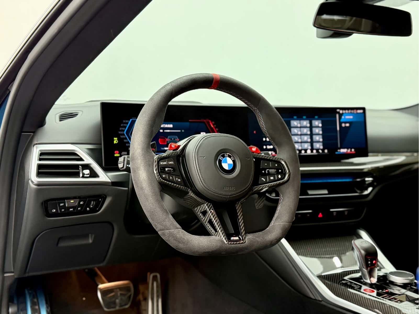 BMW M4, 2025 10