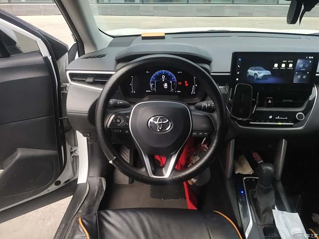 Toyota Frontlander, 2023 3