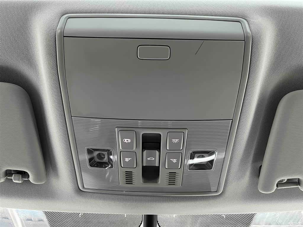 Skoda Superb, 2024 8
