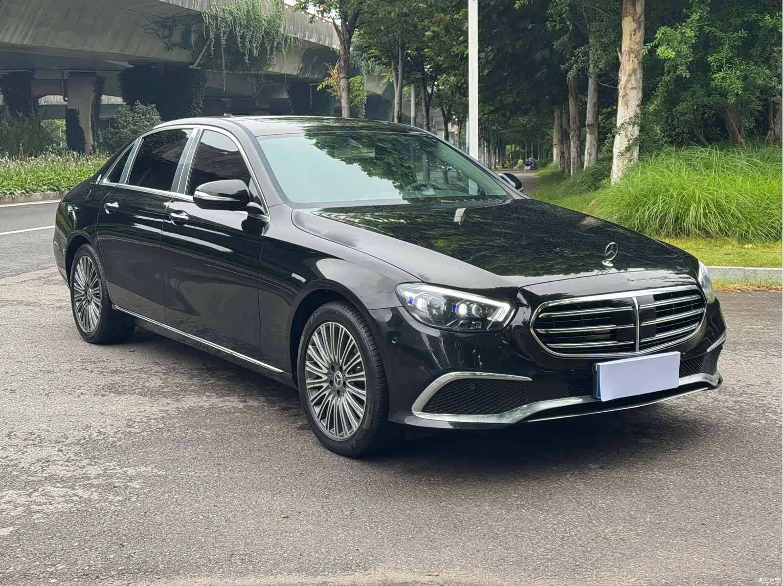 Mercedes-Benz E-Class, 2017 3