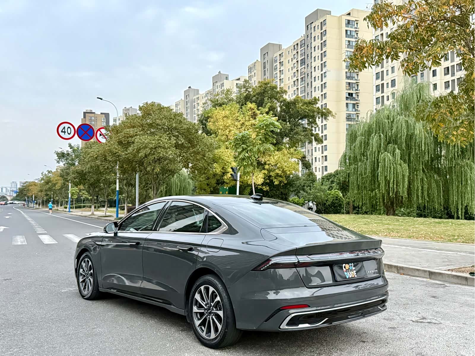 Lincoln Z, 2022 все фото