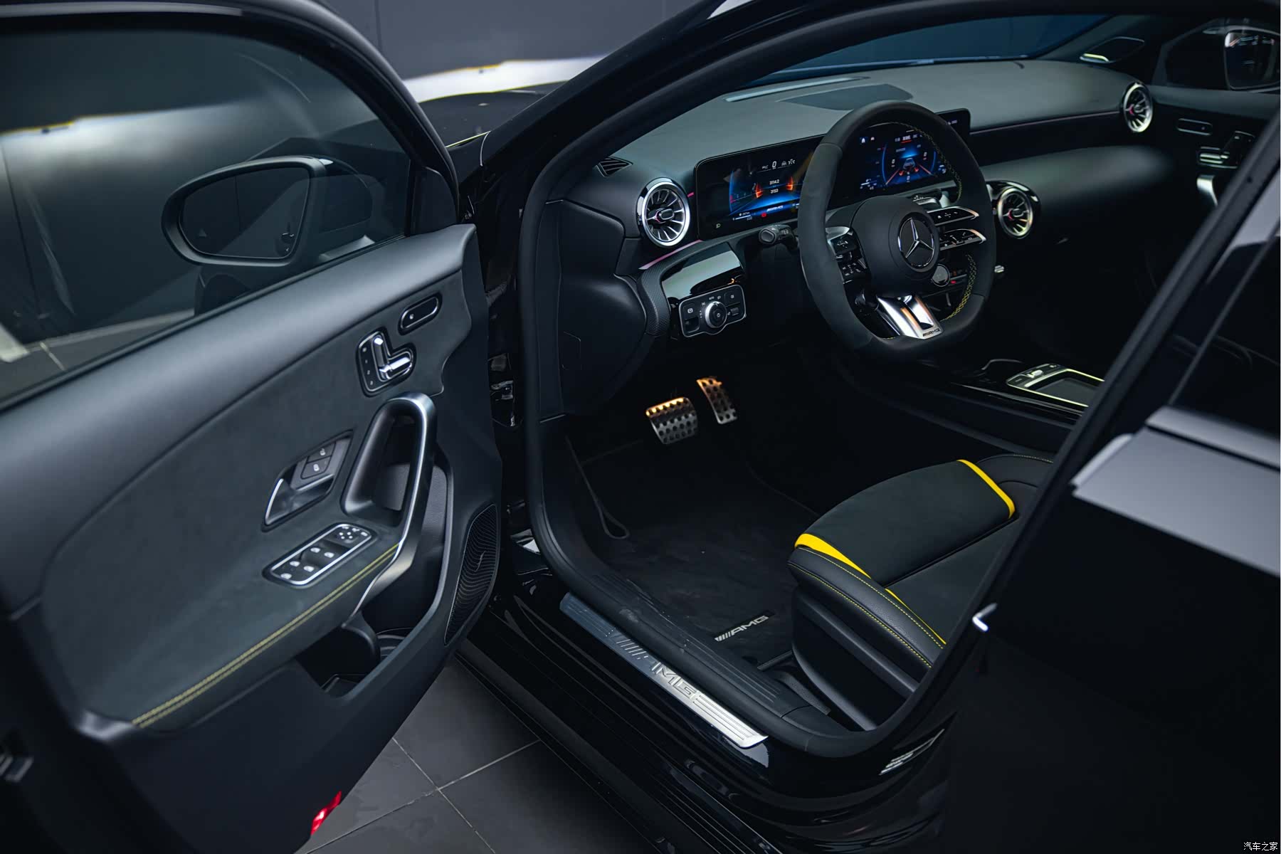 Mercedes-Benz A-Class, 2026 16