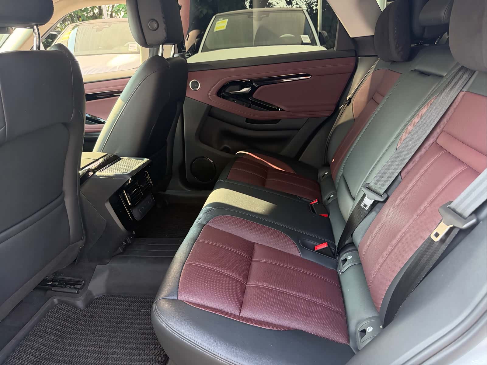 Land Rover Range Rover, 2024 12