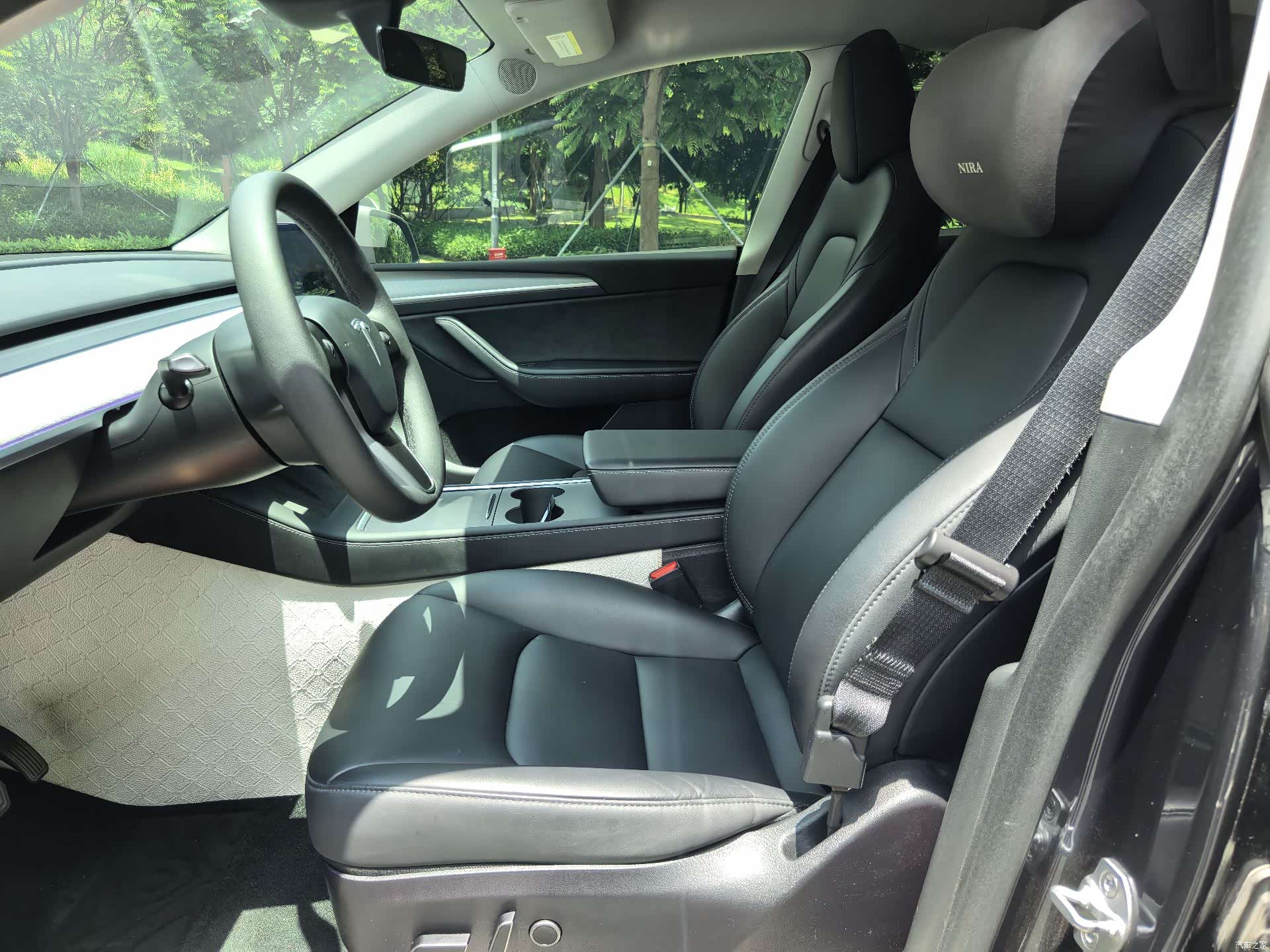 Tesla Model Y, 2024 4