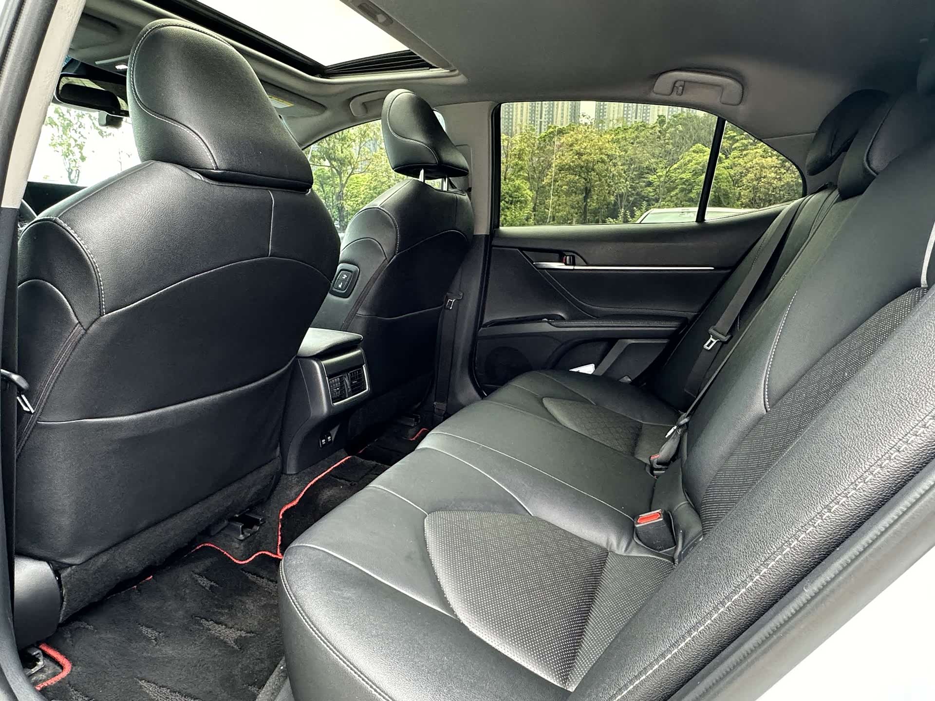 Toyota Camry, 2022 10