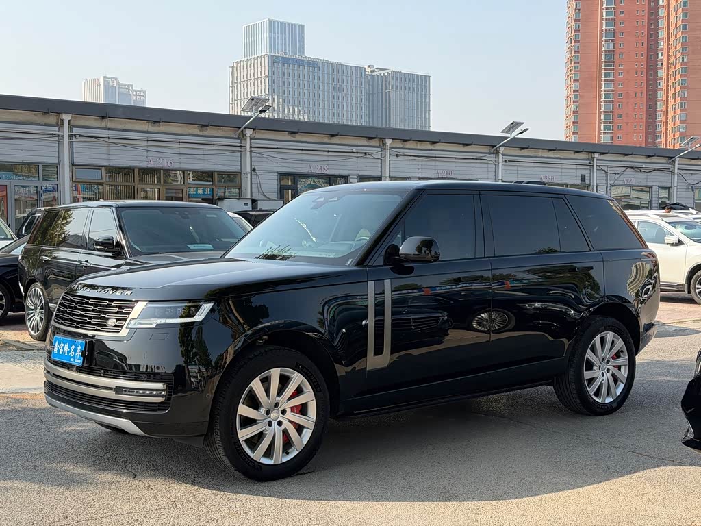 Land Rover Range Rover 2025 3.0 L6 400PS Long Wheelbase