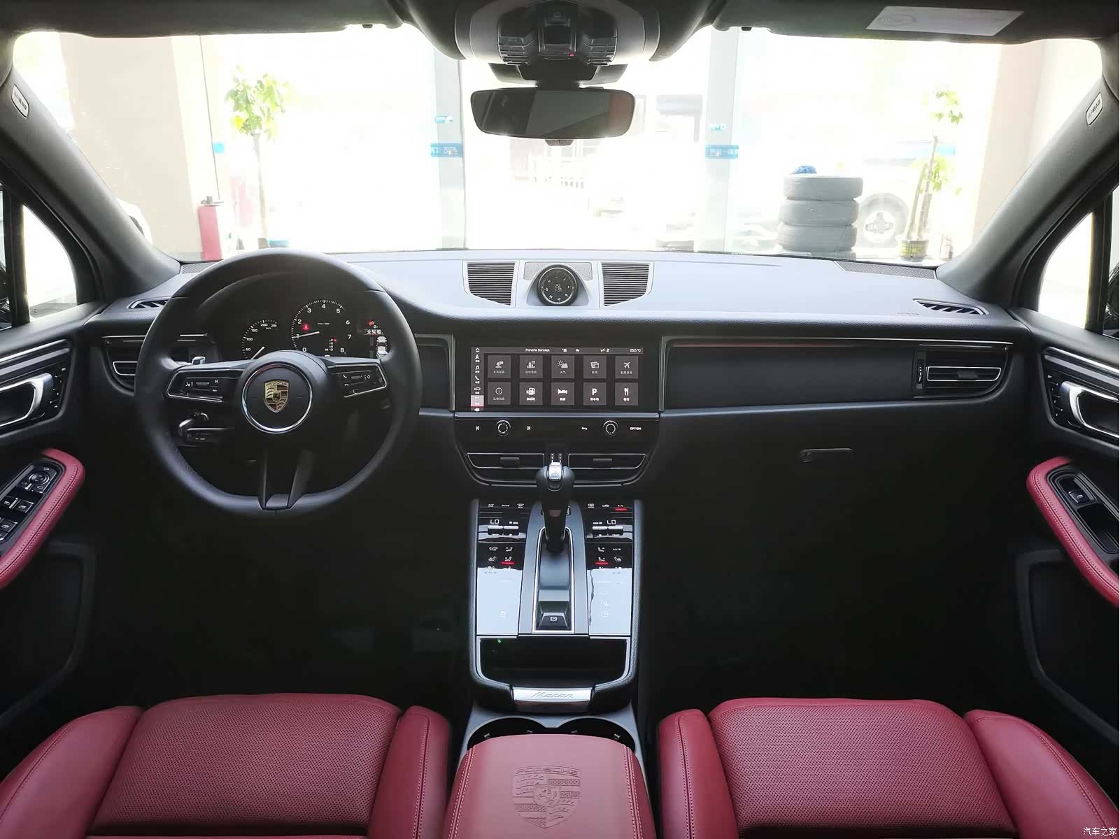 Porsche Macan, 2023 7