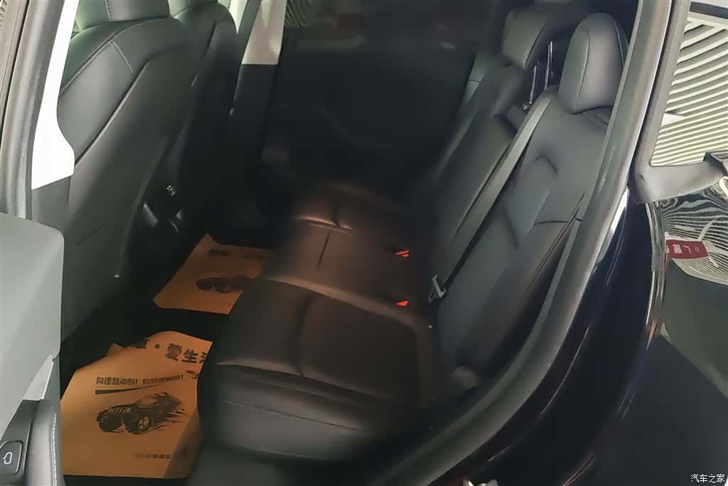 Tesla Model Y, 2022 11
