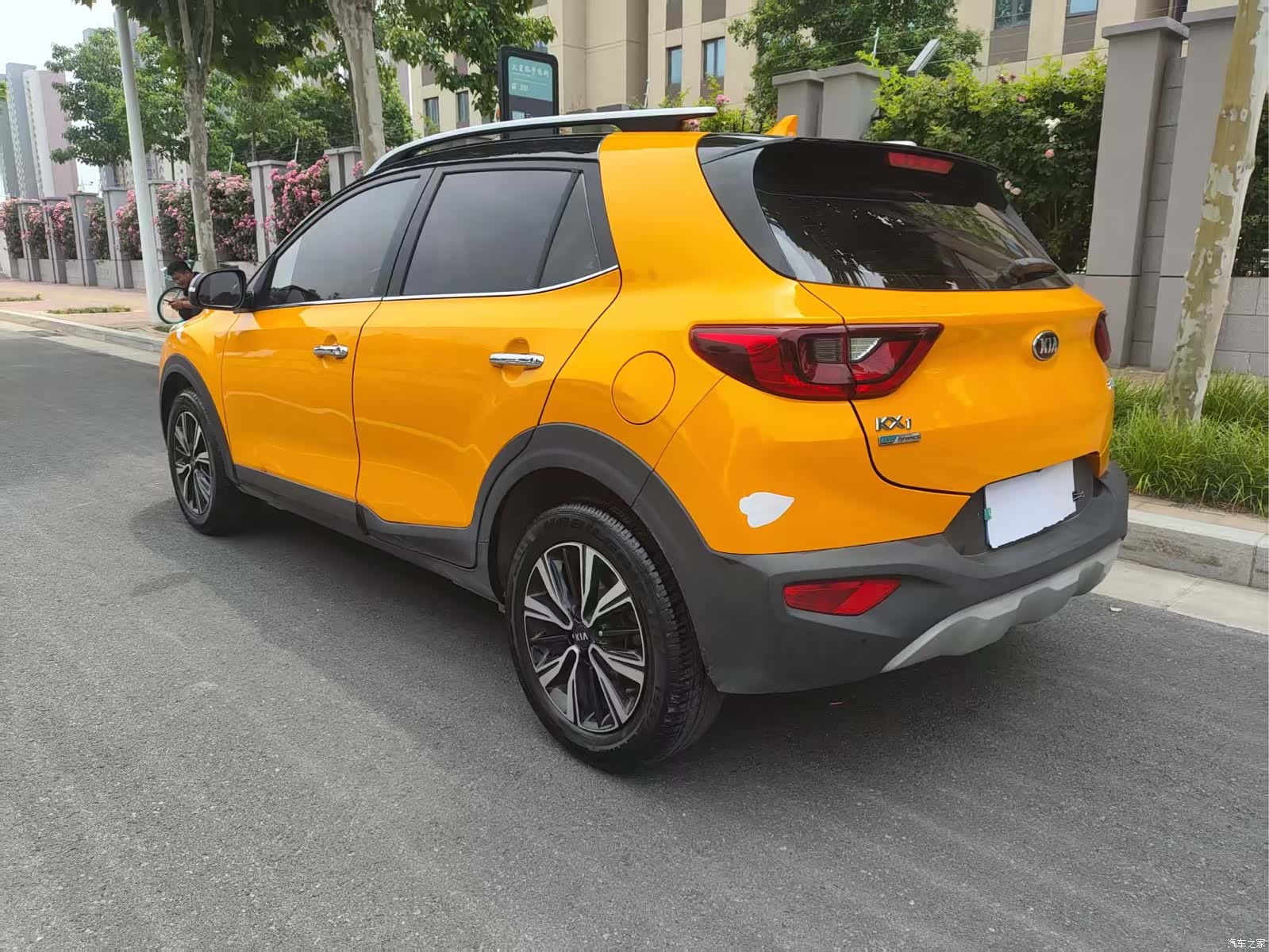 Kia KX1, 2019 14