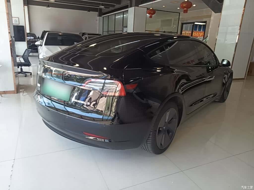 Tesla Model 3, 2022 7