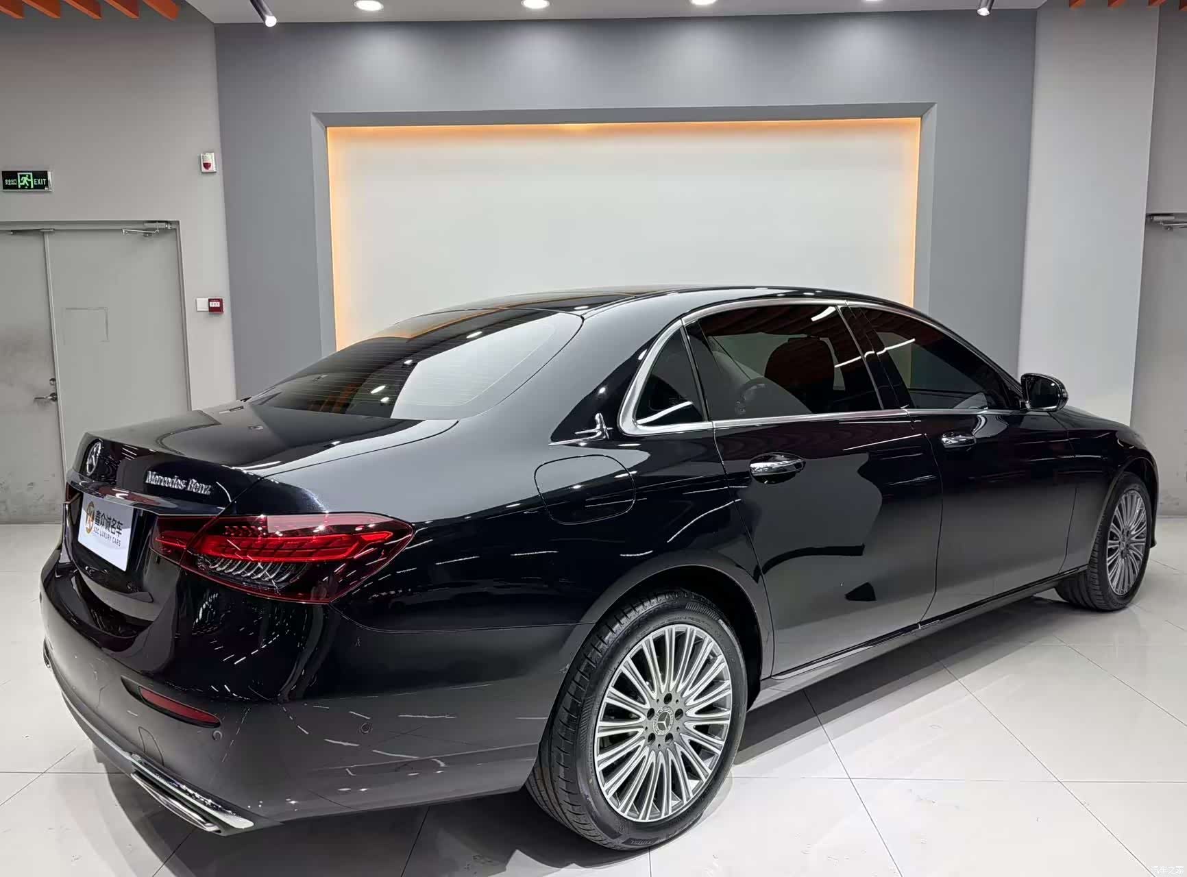 Mercedes-Benz E-Class, 2022 4