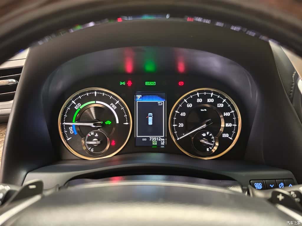 Toyota Alphard, 2022 10