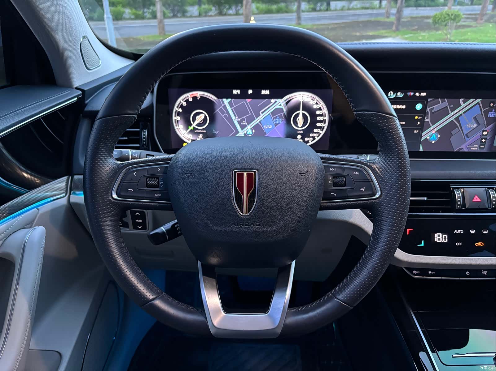 Hongqi HS5, 2022 18