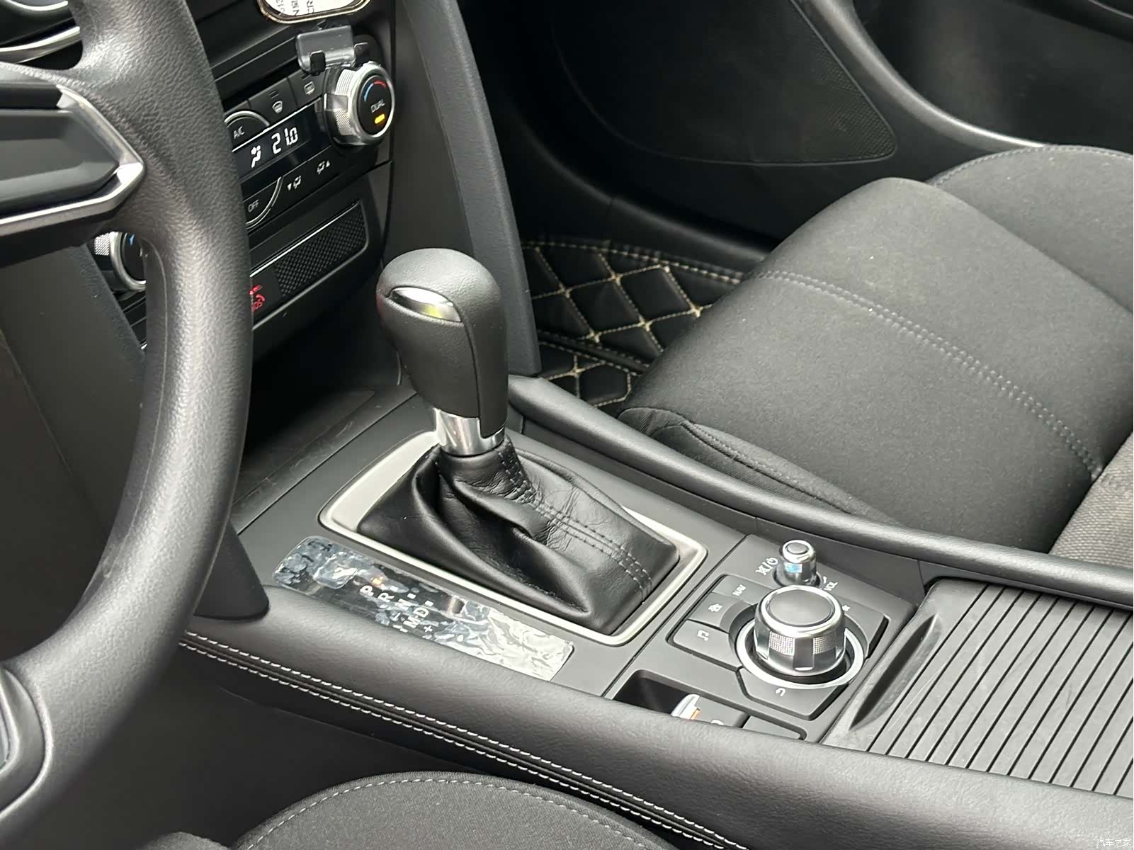 Mazda CX-4, 2020 7