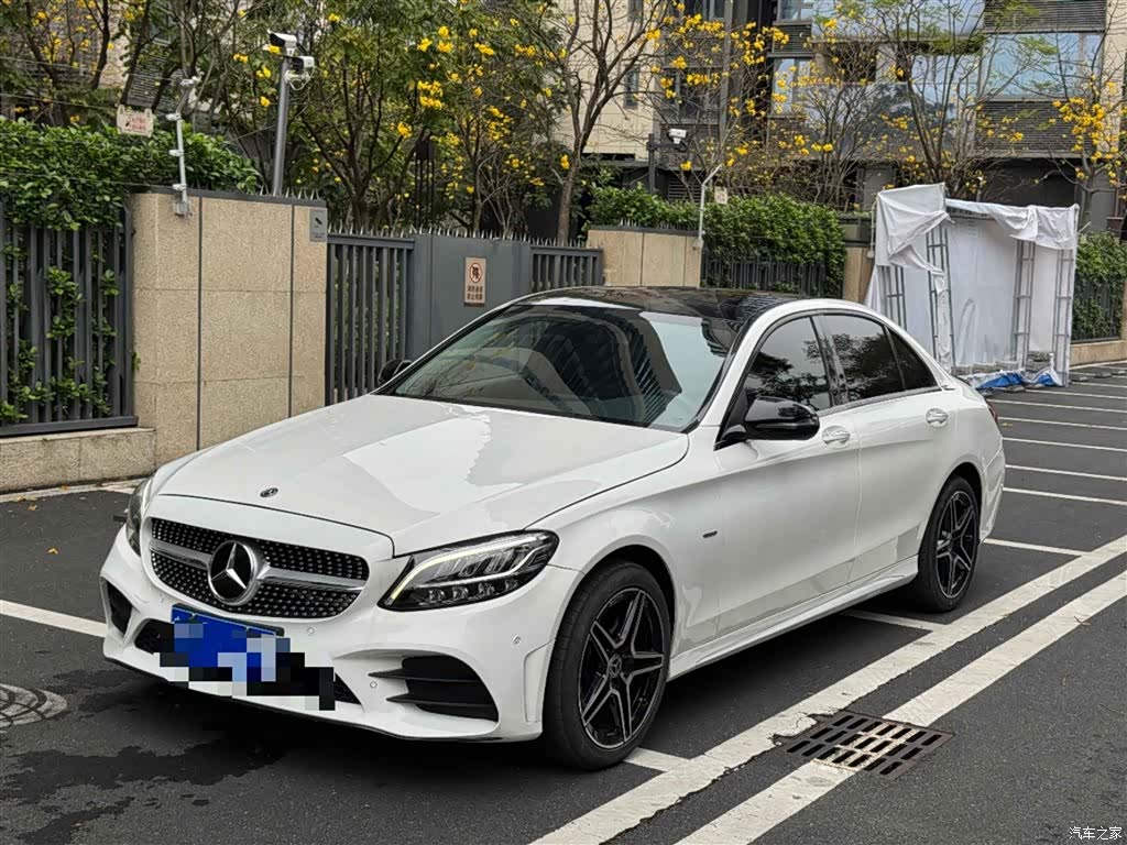 Mercedes-Benz C-Class, 2021 1