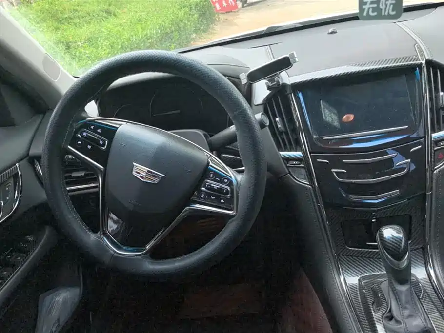 Cadillac ATS-L