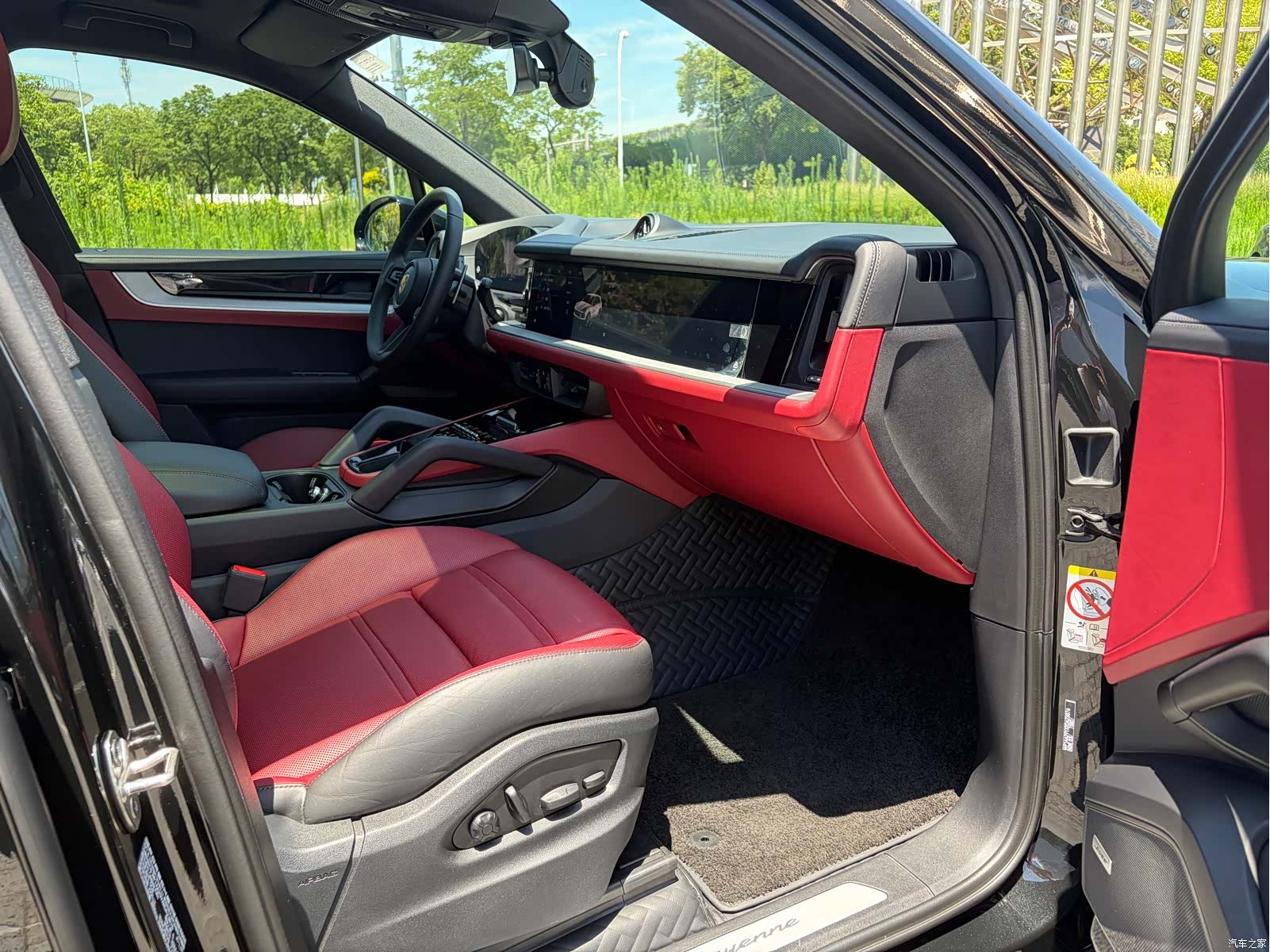 Porsche Cayenne, 2025 14