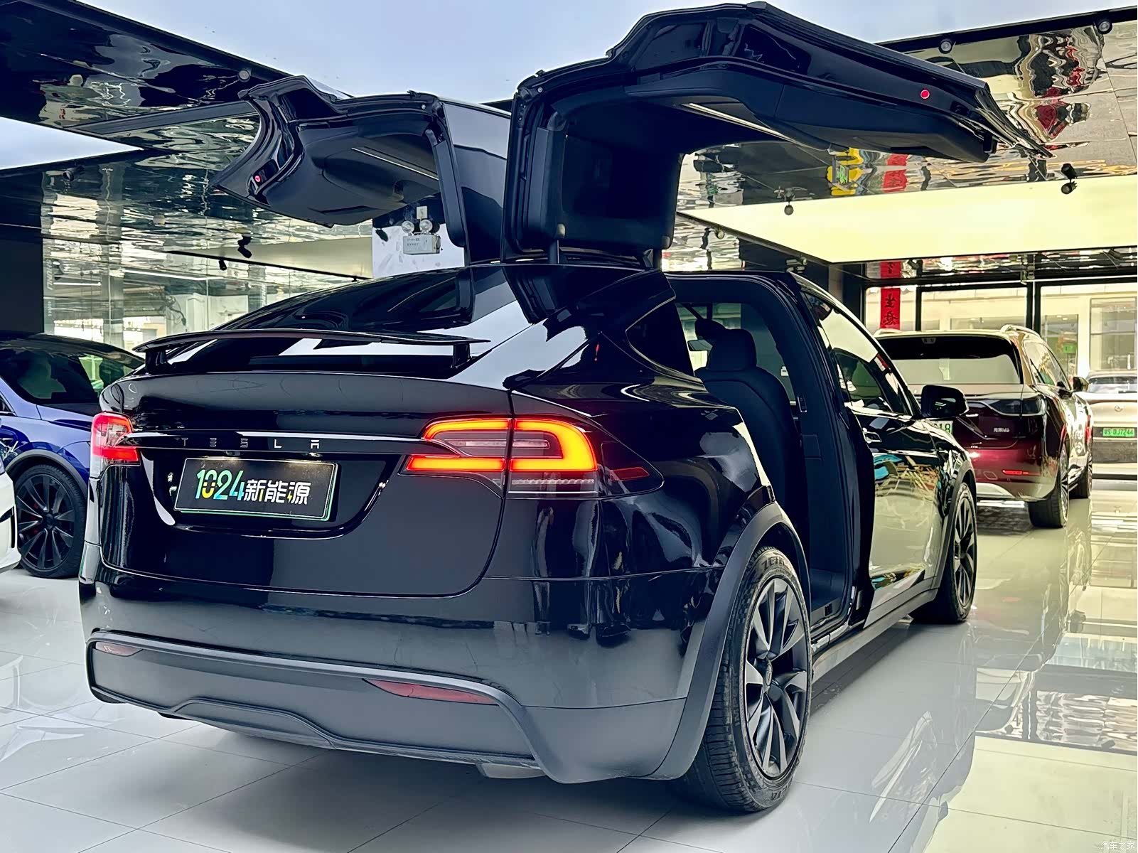 Tesla Model X, 2023 13