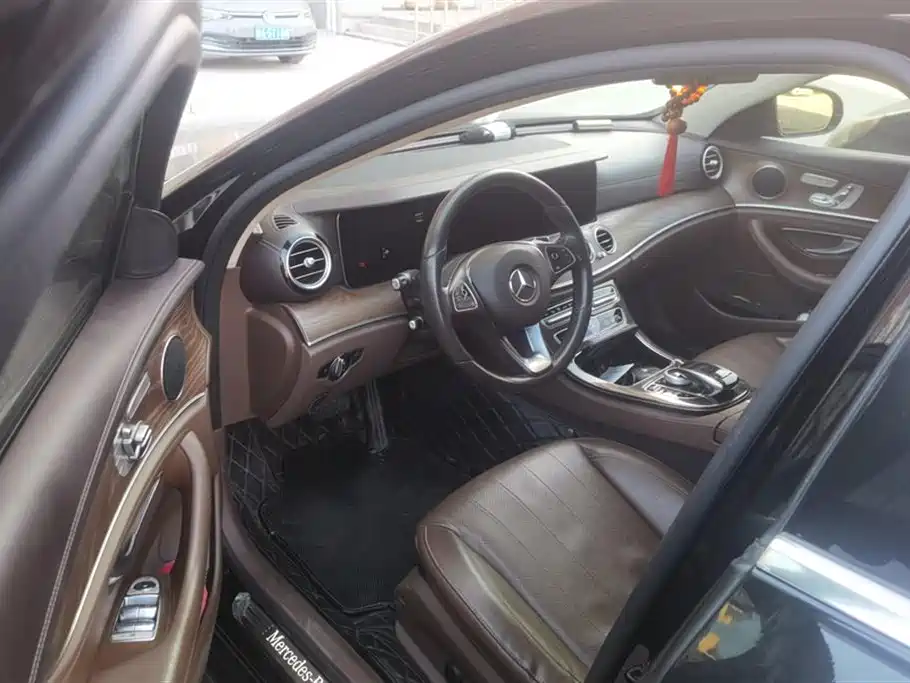 Mercedes-Benz E-class Mercedes-Benz E-class