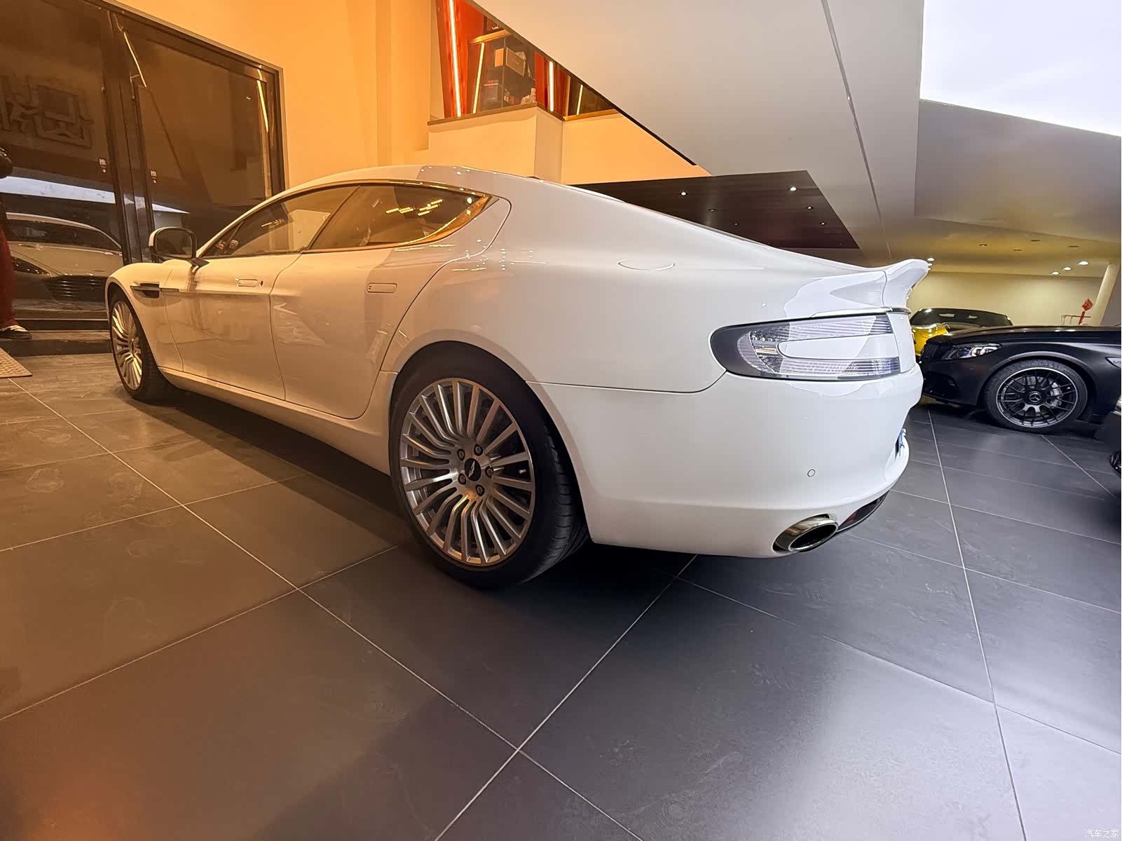 Aston Martin Rapide, 2017 17