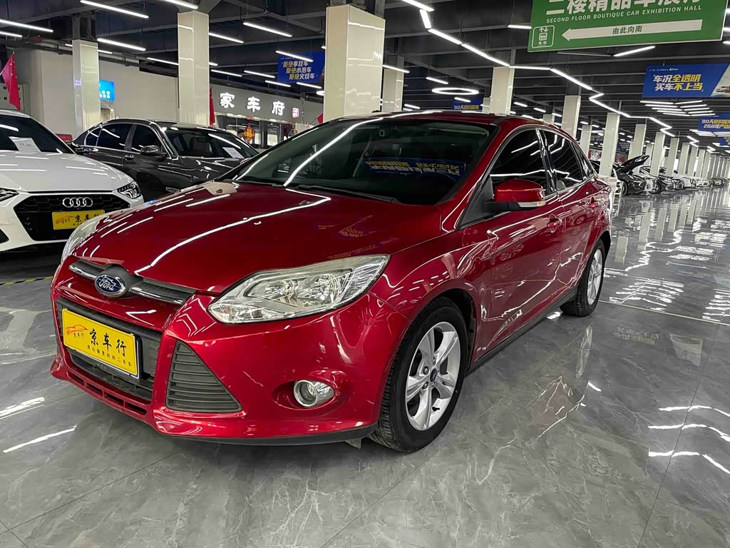 Ford Focus 2012 1.6L AT